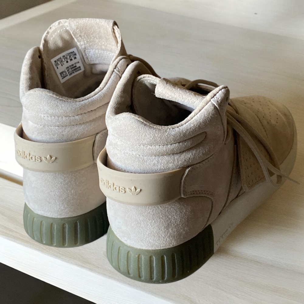 ADIDAS TUBULAR INVADER STRAP SNEAKER Neutral Color High Top Size 8  Like New - Picture 9 of 13